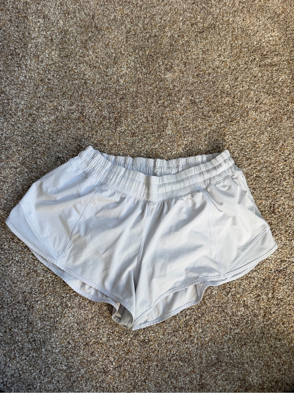Lululemon Hotty Hot Shorts 2.5” inseam Size 10